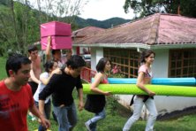 evento empresarial para fin de año adultos y jovenes 